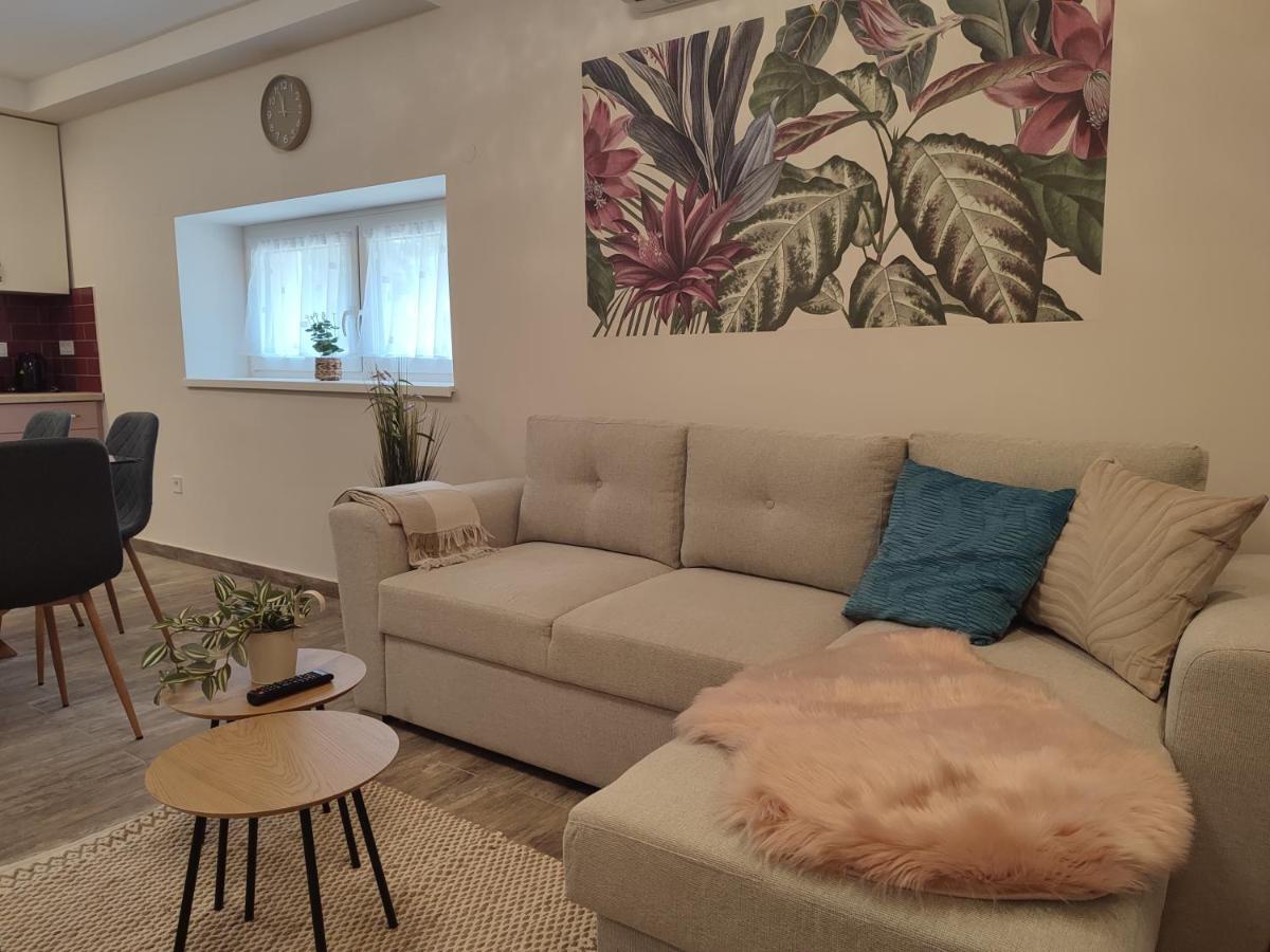 Voeroesko Apartmanhaz Balatonalmádi Екстериор снимка