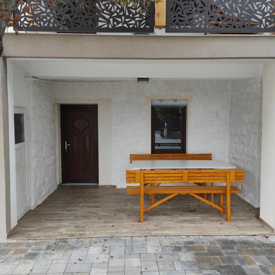 Voeroesko Apartmanhaz Balatonalmádi Екстериор снимка